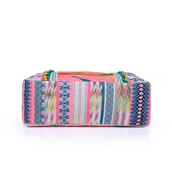 America & Beyond Daphne Beaded Tote Bag w/tassel - Picture 11 of 13